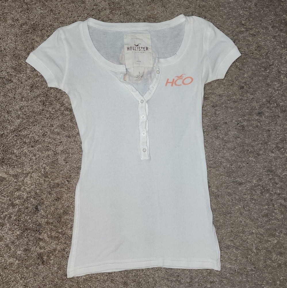Y2k 2000s vintage hollister tee